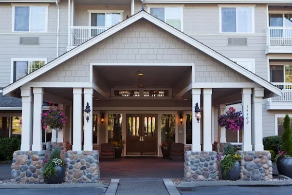 Aegis Living Shoreline