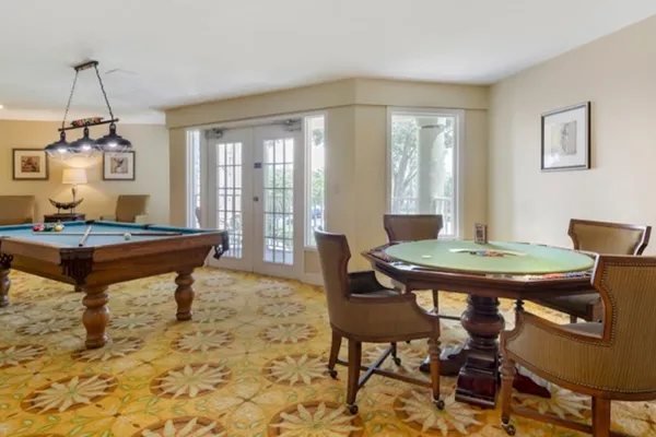 Brookdale Chambrel Pinecastle