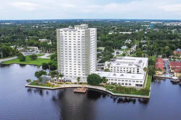Calusa Harbour Senior Living - Senior Living in Fort Myers, FL