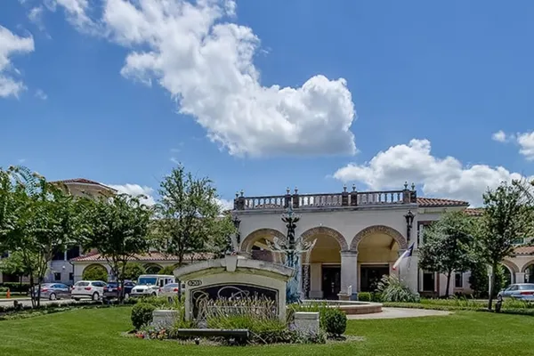 Conservatory At Alden Bridge