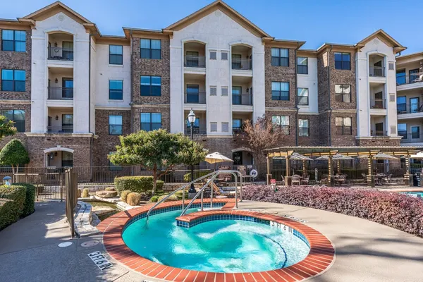 Conservatory at Keller Town Center