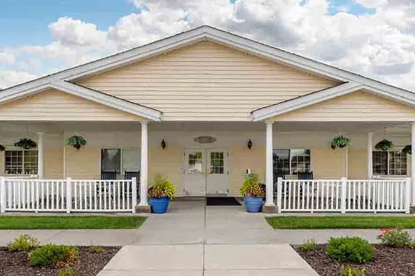 Cottonwood Senior Living - Senior Living in Columbus, NE