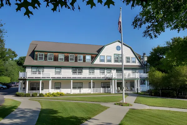 Crescent Point at Niantic