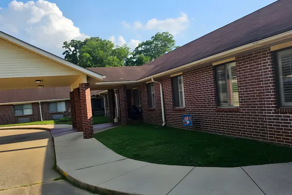 Current River Rehabilitation & Health Care Center