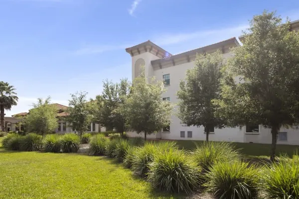 Discovery Commons South Biscayne