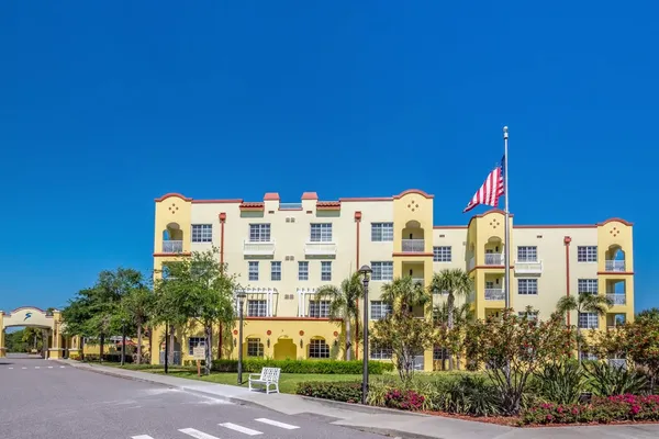 Discovery Village At Melbourne