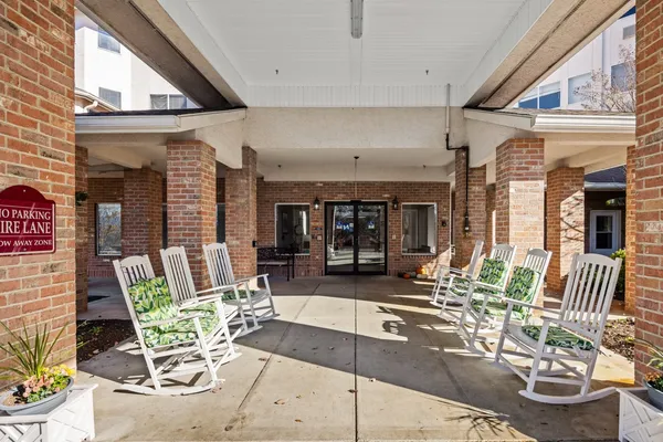 Elm Park Estates Sky Active Living - Senior Living in Roanoke, VA