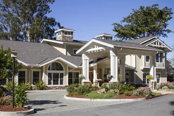 Ivy Park at Monterey