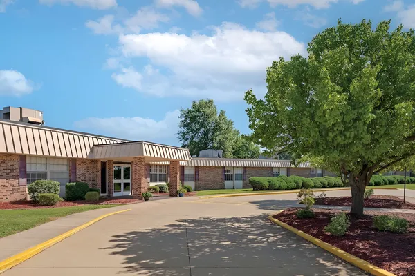 Lakeland Rehabilitation & Health Care Center