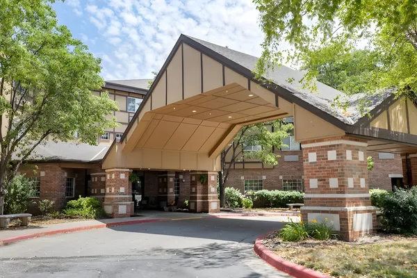 Lamar at Town Center Senior Living