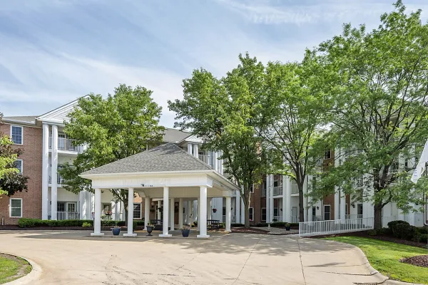 Medina Pointe Senior Living - Senior Living in Medina, OH