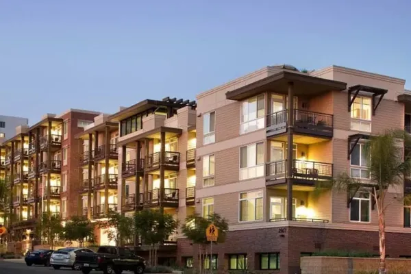 Merrill Gardens at Bankers Hill