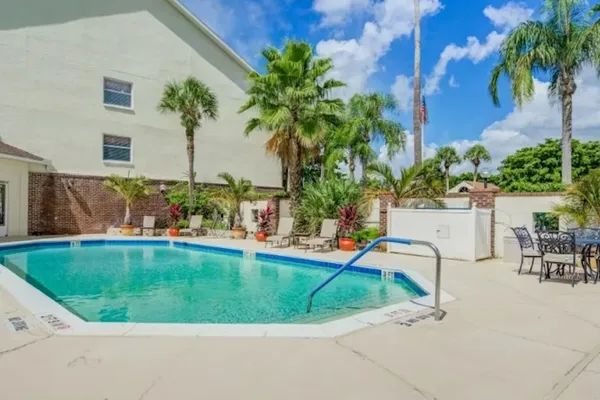 Merrill Gardens at Barkley Place