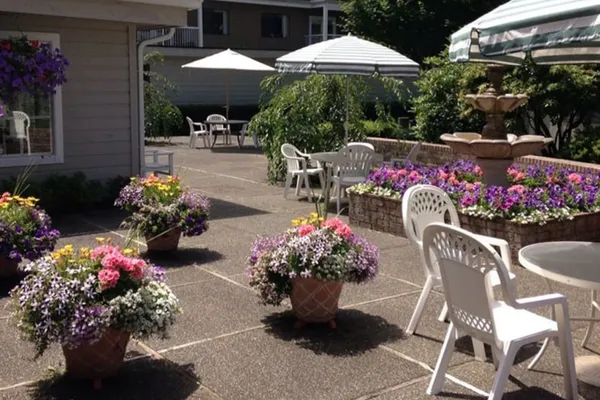 Olympics West Retirement Inn