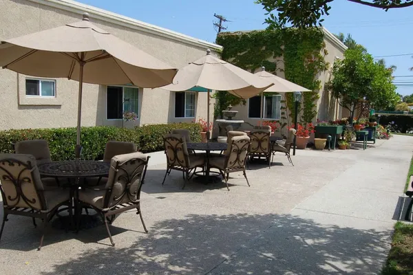 Silverado Newport Mesa Memory Care Community