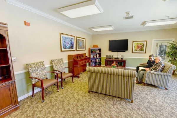Silverado Tustin Hacienda Memory Care Community