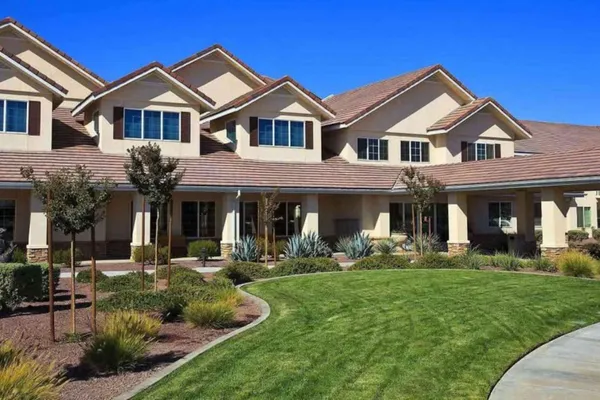 Solstice Senior Living at Apple Valley