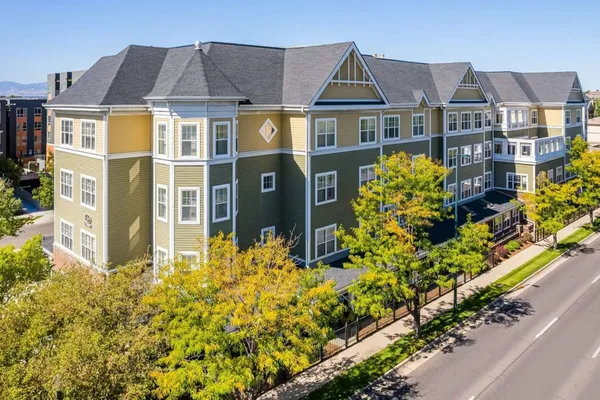 Sunrise at Cherry Creek