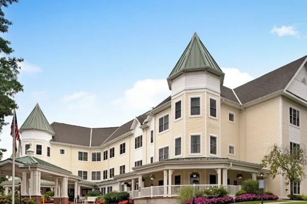 Sunrise of Glen Cove