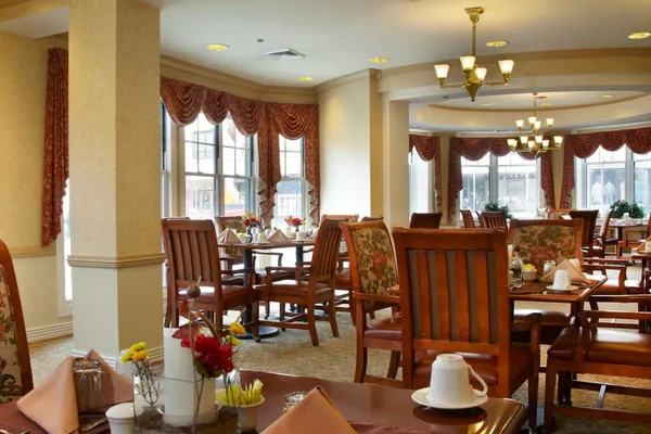 Sunrise of Lincoln Park