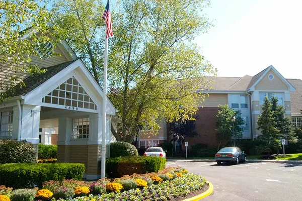 The Estates at Knightsbridge - Senior Living in Columbus, OH
