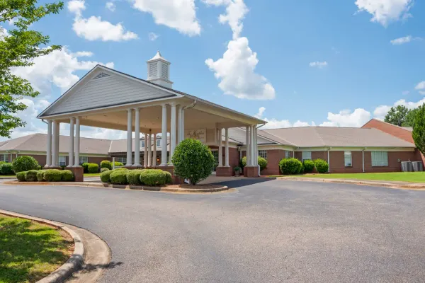The Gables at Charlton Place - Senior Living in Deatsville, AL