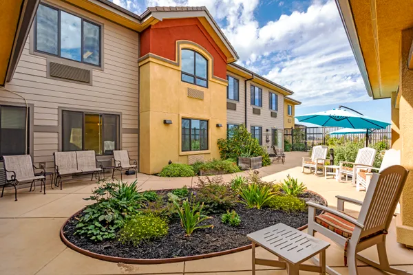 The Pines by Cogir - Senior Living in Rocklin, CA