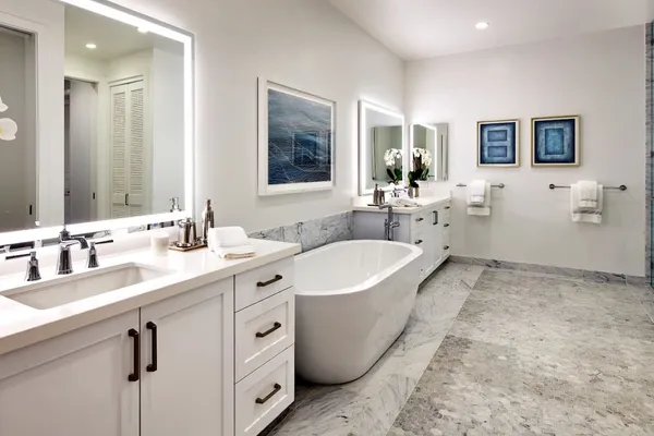 Vivante Newport Center