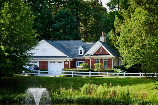 Waltonwood Cary Parkway