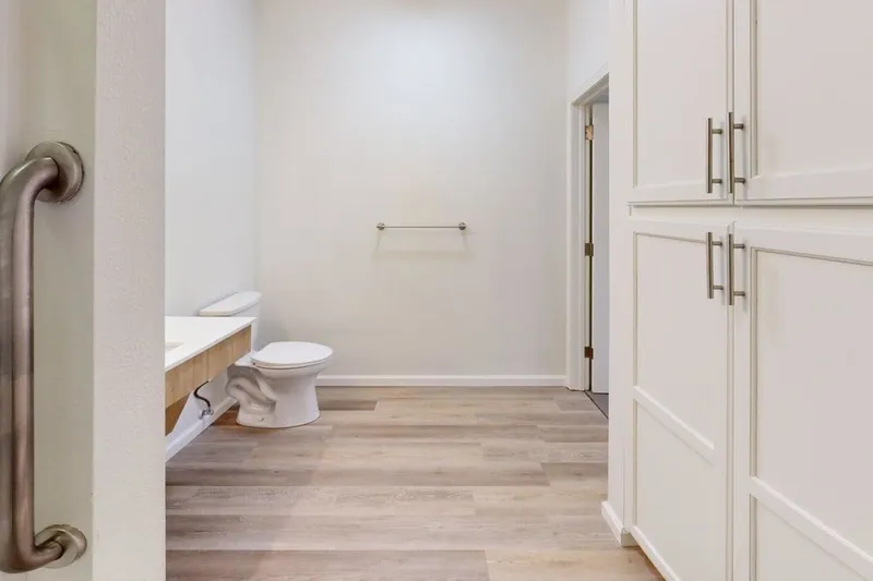 Aberdeen Heights Assisted Living photo 3