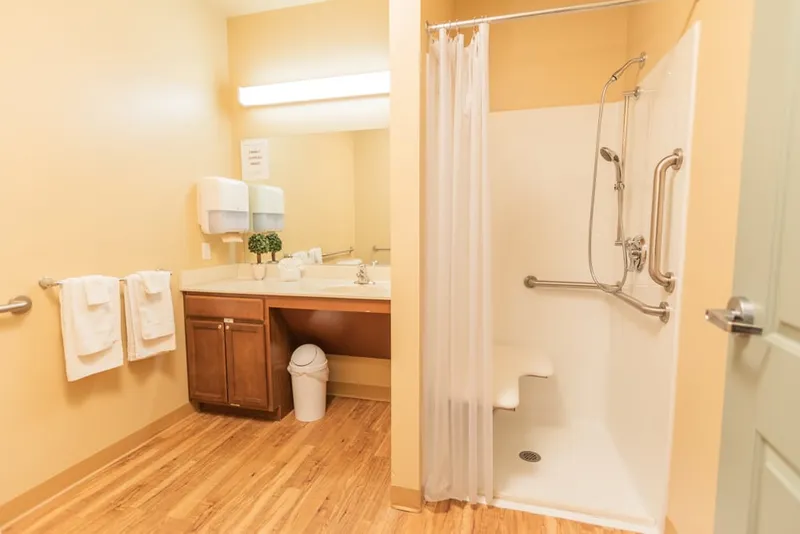 Abington Manor at Morgan Hill photo 4