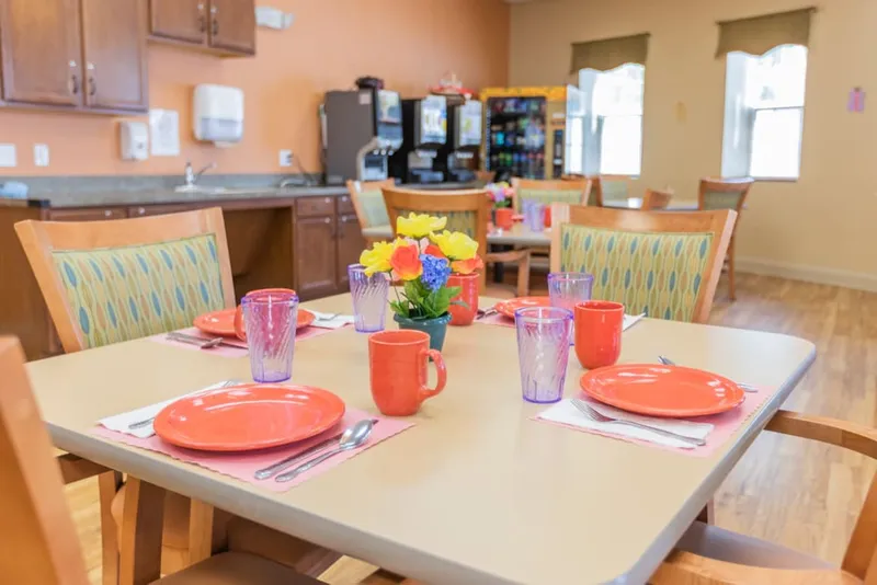 Abington Manor at Morgan Hill photo 6