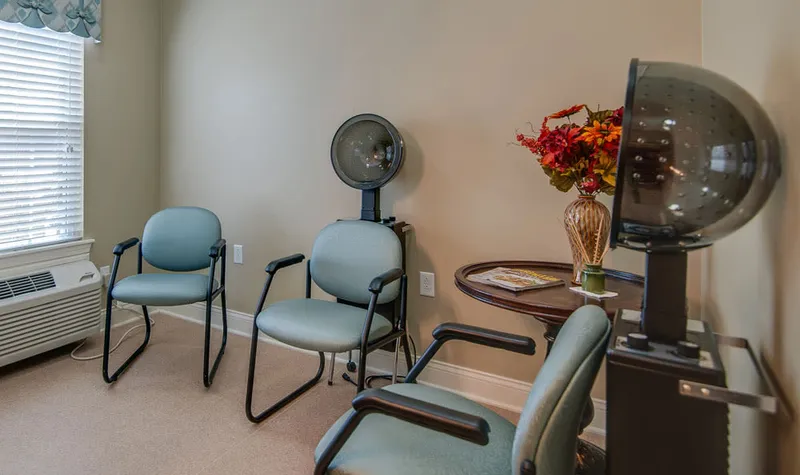 Adams Pointe Senior Living photo 4