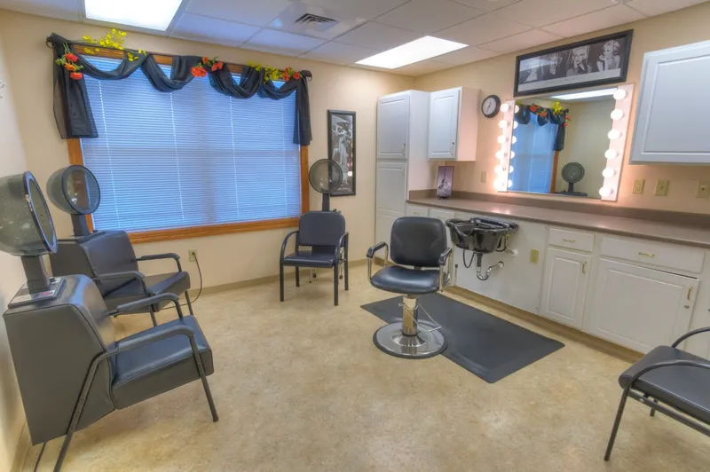 Addington Place of Muscatine photo 3