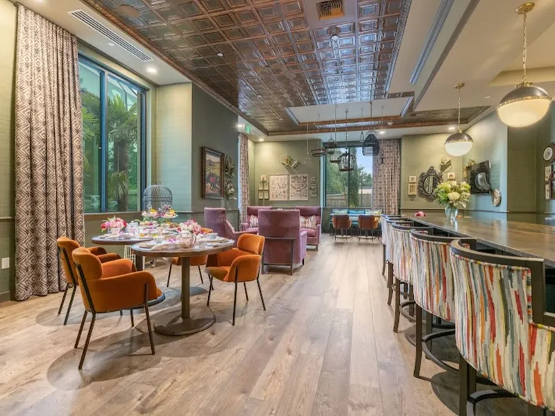 Aegis Living Bellevue Overlake photo 6