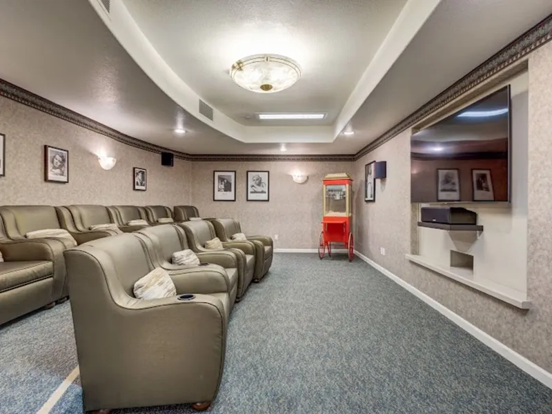 Aegis Living Corte Madera photo 8