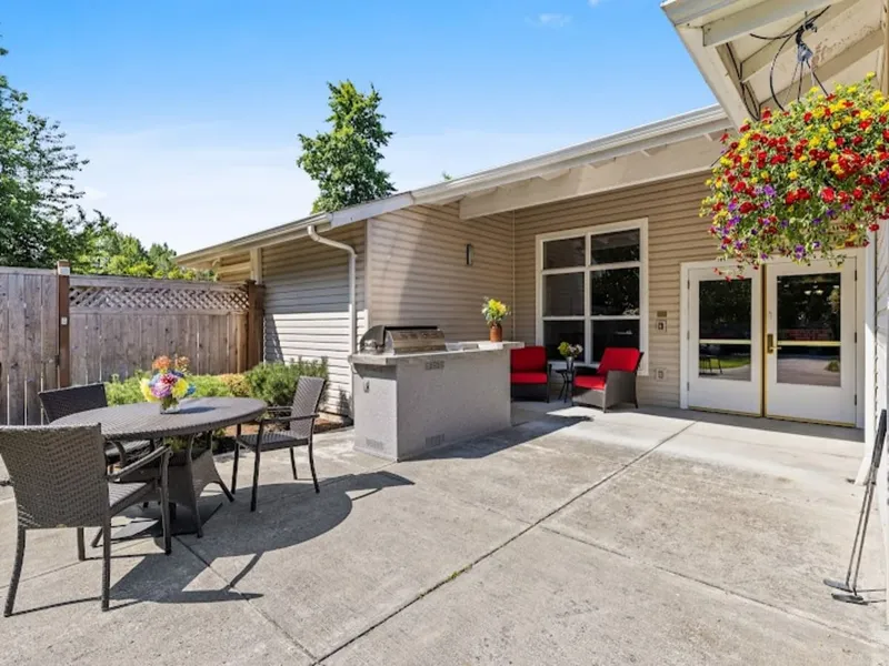 Aegis Living Kent photo 4