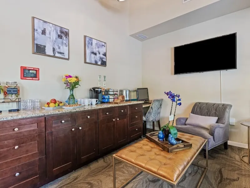 Aegis Living Kent photo 9