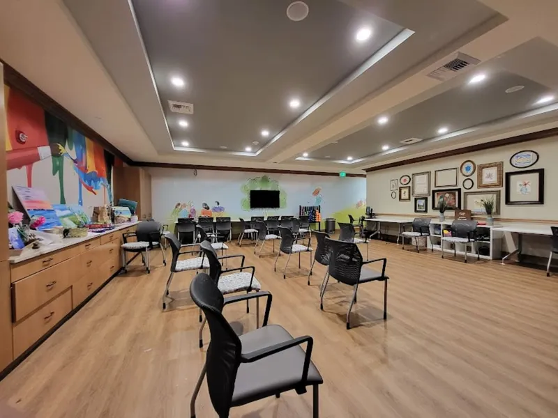 Aegis Living Kirkland Waterfront photo 6