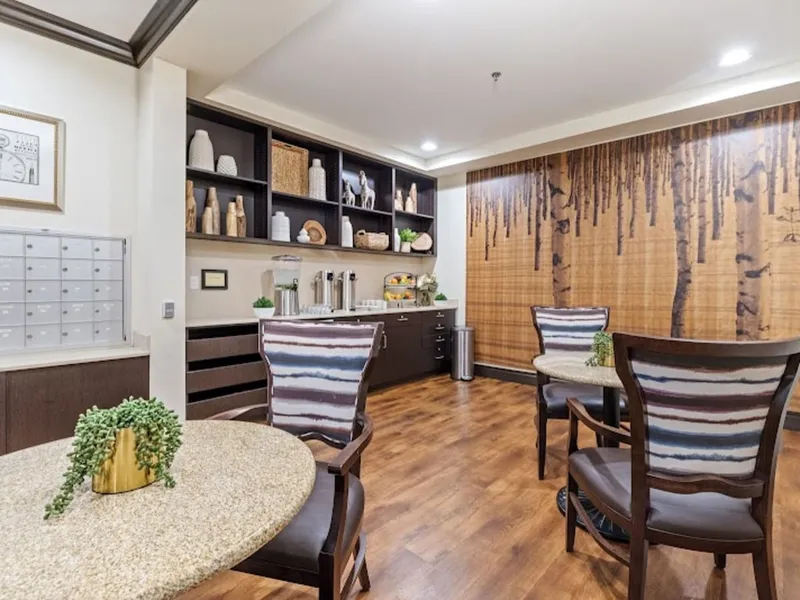 Aegis Living Marymoor photo 8