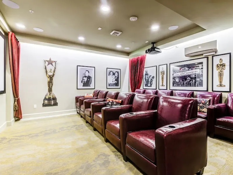 Aegis Living Queen Anne Galer photo 6