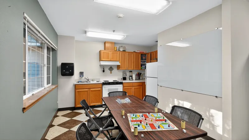 Albany Senior Living by Cogir - senior living in Albany, Oregon - photo 12