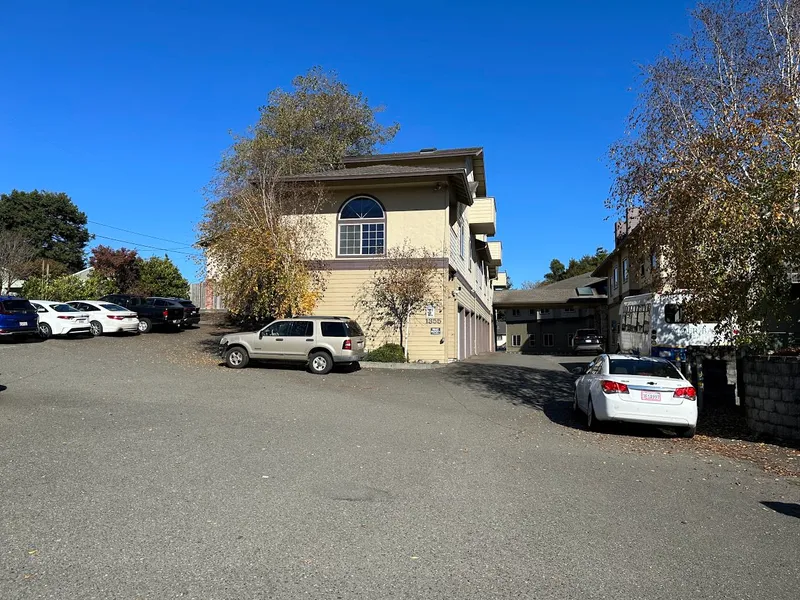 Alder Bay Assisted Living photo 8