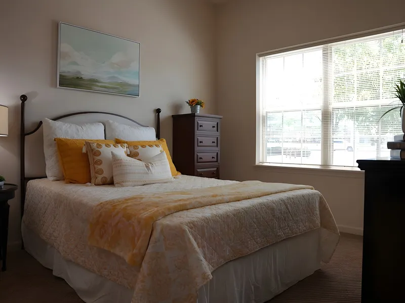 Allisonville Meadows Assisted Living photo 7