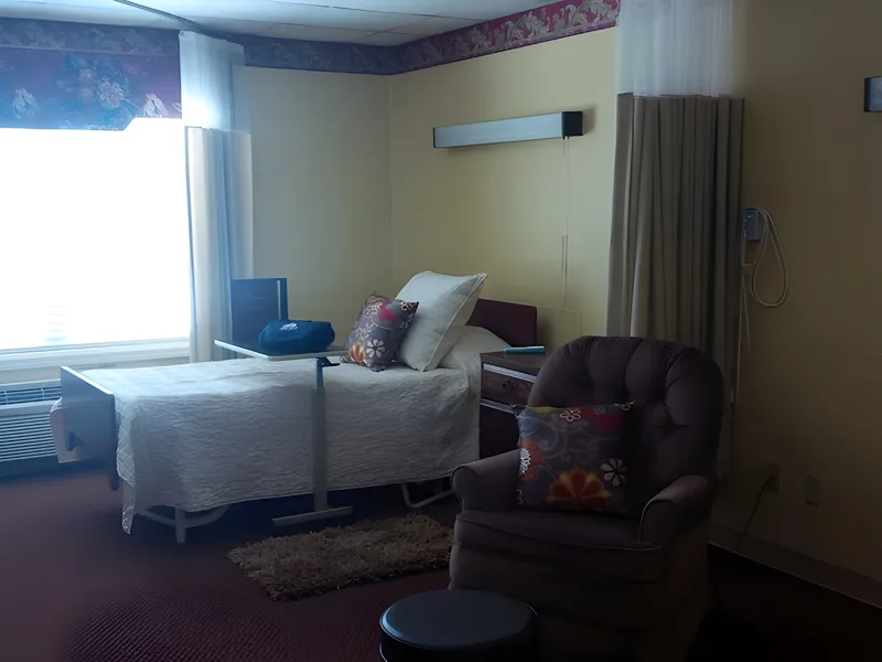 Amber Manor Care Center photo 9