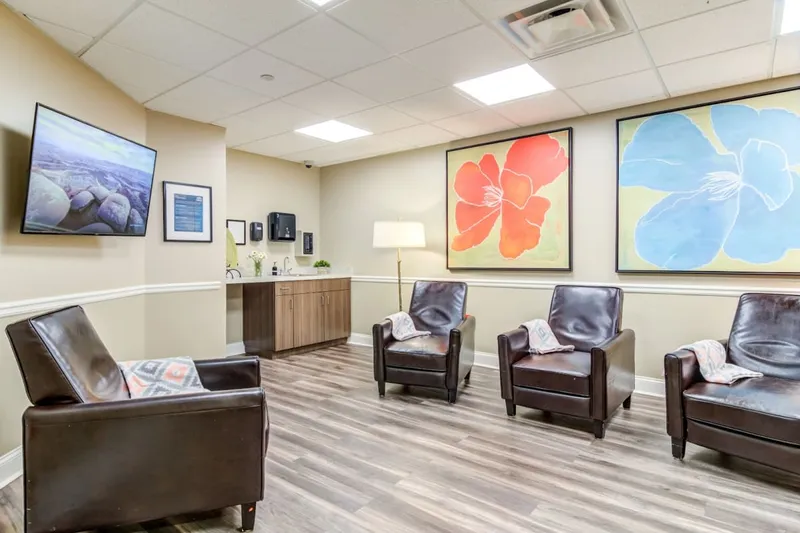 Arbor Terrace Crabapple photo 10