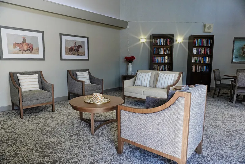 Arlington Plaza photo 5