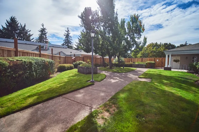 Ascot Park Senior Living photo 4