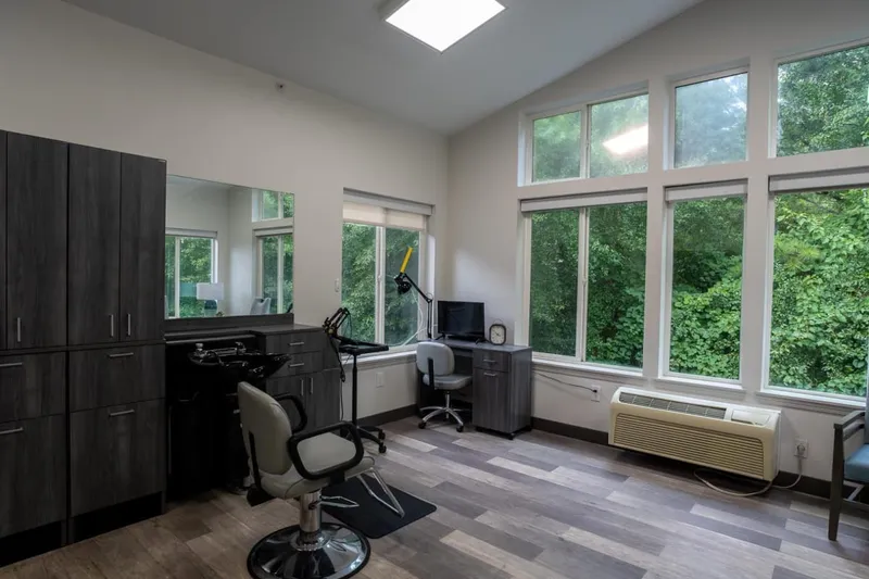 Asher Point Independent Living of Hoover photo 10