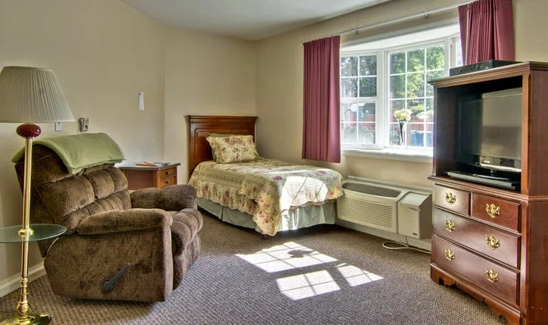 Ashland Villa Senior Living photo 3